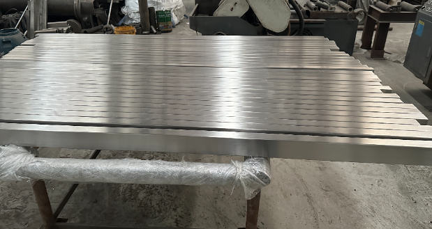 大兴安岭不锈钢无缝方管 